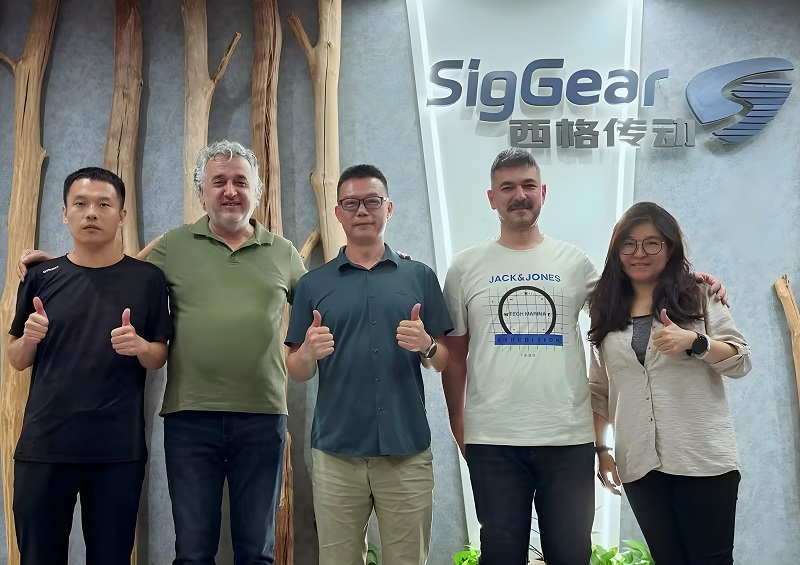土耳其客戶來訪，共話扁平化關(guān)節(jié)減速電機(jī)農(nóng)業(yè)新未來